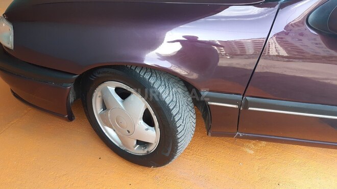 Opel Vectra 1995, 407,658 km - 1.8 l - Zaqatala