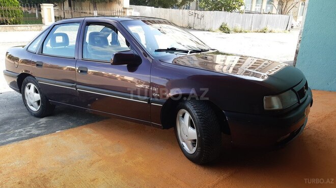 Opel Vectra 1995, 407,658 km - 1.8 l - Zaqatala