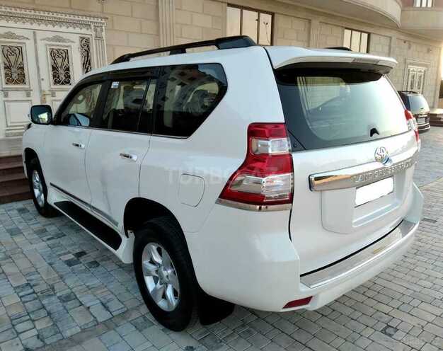 Toyota Prado 2014, 128,000 km - 2.7 l - Bakı