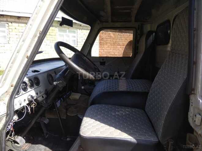 UAZ 3303 1985, 220,000 km - 2.4 l - Quba