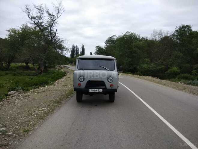 UAZ 3303 1985, 220,000 km - 2.4 l - Quba