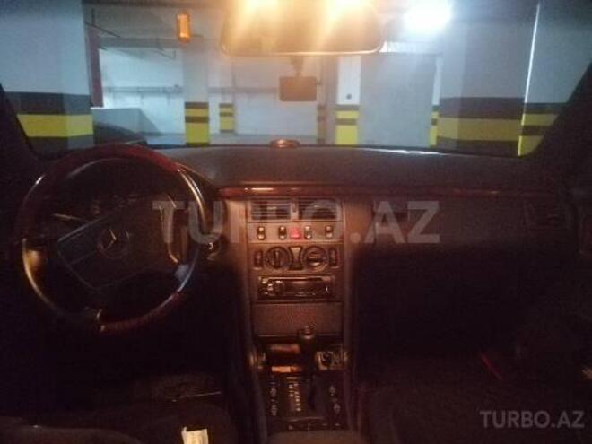 Mercedes E 230 1995, 470,000 km - 2.3 l - Bakı