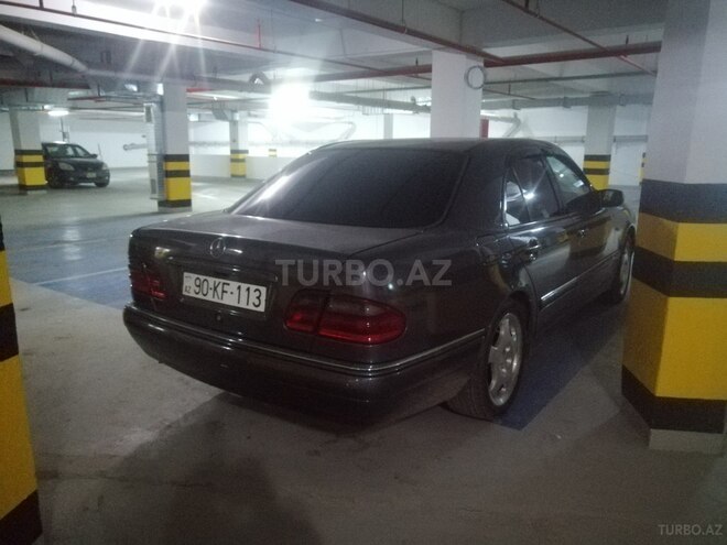 Mercedes E 230 1995, 470,000 km - 2.3 l - Bakı