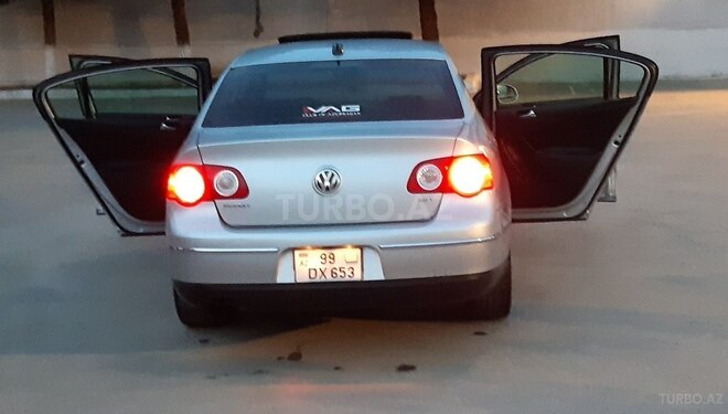 Volkswagen Passat 2006, 202,777 km - 2.0 l - Bakı