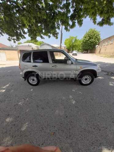 Chevrolet Niva 2010, 405,855 km - 1.7 l - Şamaxı