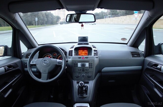 Opel Zafira 2006, 259,000 km - 1.9 л - Bakı