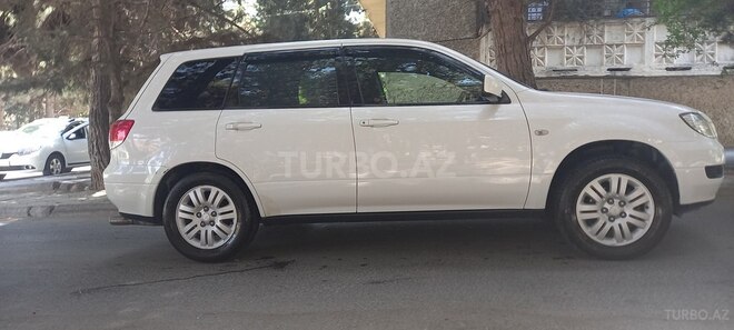Mitsubishi Airtrek 2002, 216,000 km - 2.0 l - Bakı
