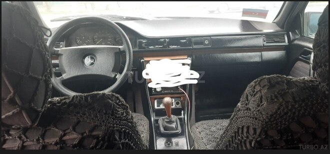 Mercedes  1989, 12,000 km - 2.0 л - Sabirabad