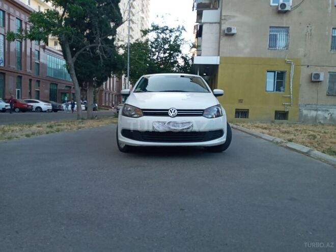 Volkswagen Polo 2012, 211,000 km - 1.6 l - Bakı