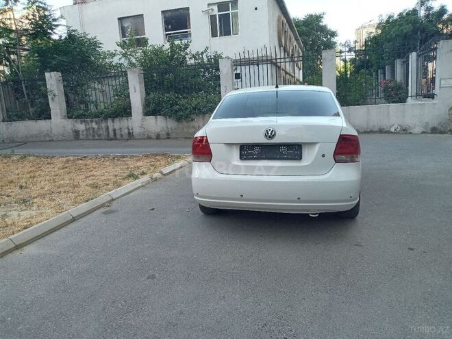 Volkswagen Polo 2012, 211,000 km - 1.6 l - Bakı