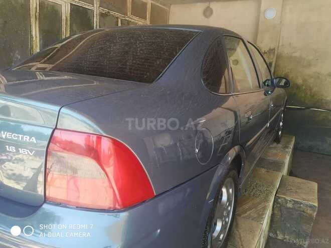 Opel Vectra 1999, 124,569 km - 1.6 l - Beyləqan