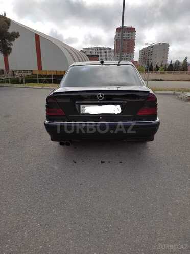 Mercedes C 240 2000, 385,000 km - 2.4 l - Bakı