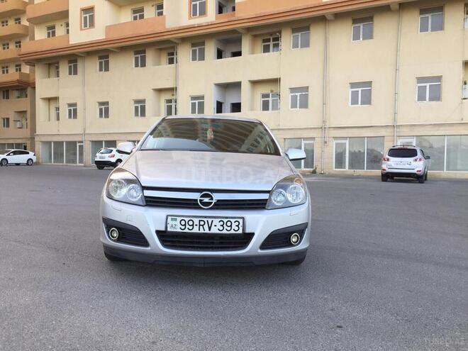 Opel Astra 2006, 272,000 km - 1.3 л - Bakı