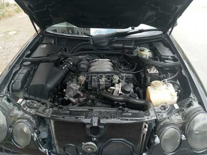 Mercedes E 240 2000, 238,000 km - 2.4 l - Bakı