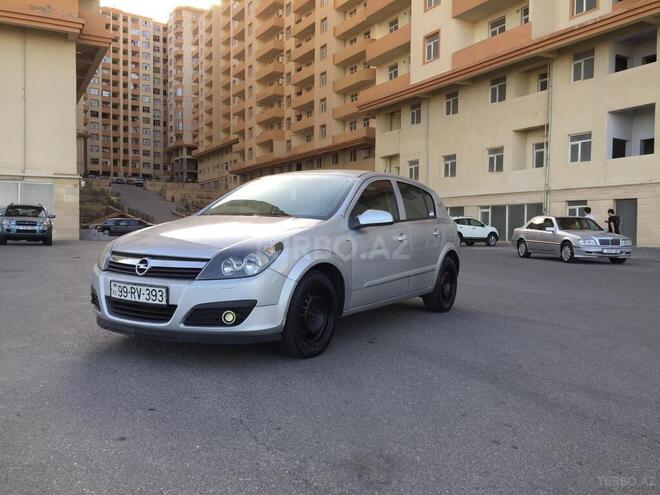 Opel Astra 2006, 272,000 km - 1.3 л - Bakı