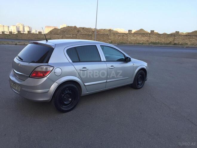 Opel Astra 2006, 272,000 km - 1.3 л - Bakı