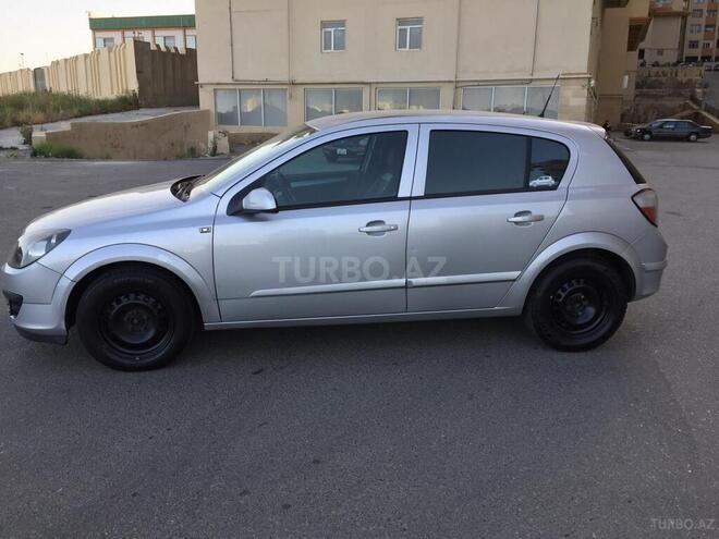 Opel Astra 2006, 272,000 km - 1.3 л - Bakı