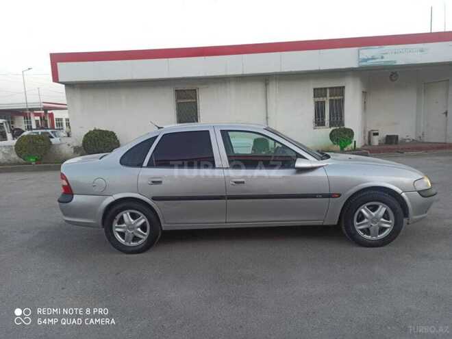 Opel Vectra 1996, 314,000 km - 2.0 l - Sumqayıt