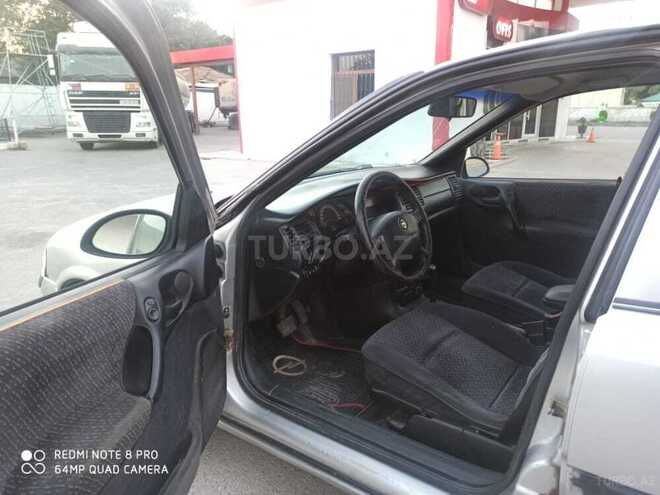 Opel Vectra 1996, 314,000 km - 2.0 l - Sumqayıt