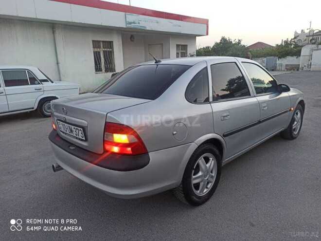 Opel Vectra 1996, 314,000 km - 2.0 l - Sumqayıt