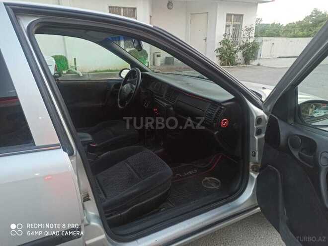 Opel Vectra 1996, 314,000 km - 2.0 l - Sumqayıt