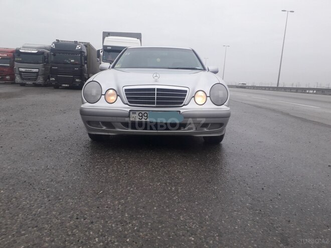 Mercedes E 220 2000, 555,000 km - 2.2 l - Bakı