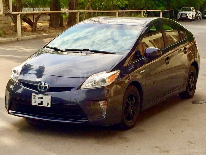 Toyota Prius 2015, 177,028 km - 1.8 l - Bakı