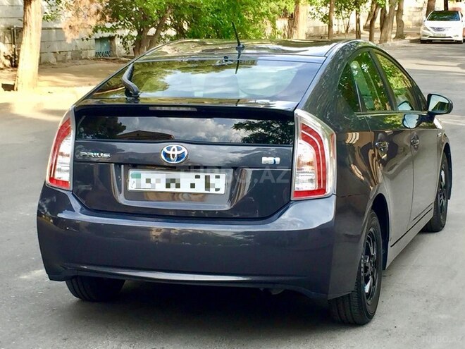 Toyota Prius 2015, 177,028 km - 1.8 l - Bakı