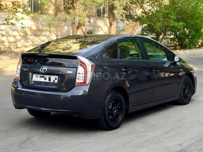 Toyota Prius 2015, 177,028 km - 1.8 l - Bakı