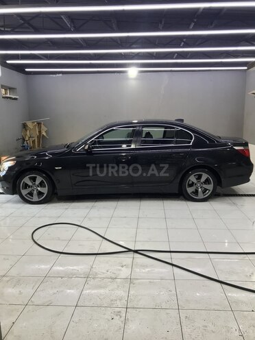 BMW 525 2004, 330,000 km - 2.5 l - Bakı