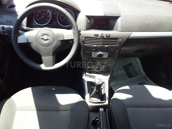 Opel Astra 2006, 189,129 km - 1.3 l - Bakı