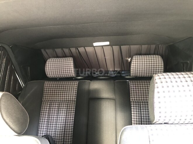 Mercedes E 220 1995, 450,000 km - 2.2 l - Lənkəran