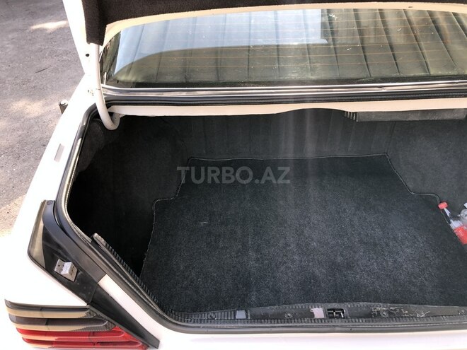 Mercedes E 220 1995, 450,000 km - 2.2 l - Lənkəran