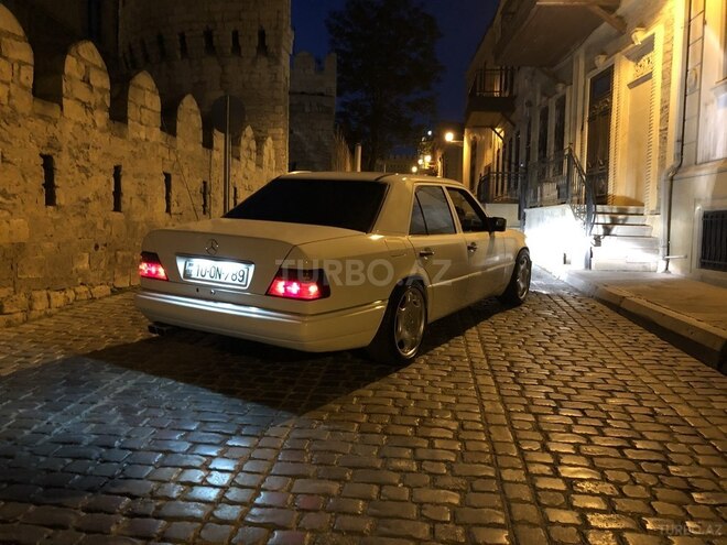 Mercedes E 220 1995, 450,000 km - 2.2 l - Lənkəran