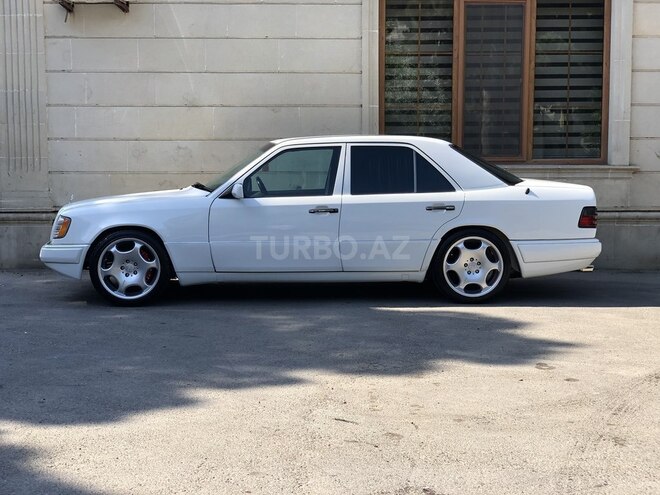 Mercedes E 220 1995, 450,000 km - 2.2 l - Lənkəran