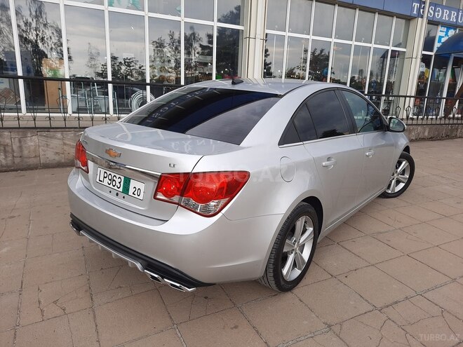 Chevrolet Cruze 2013, 135,000 km - 1.4 l - Quba