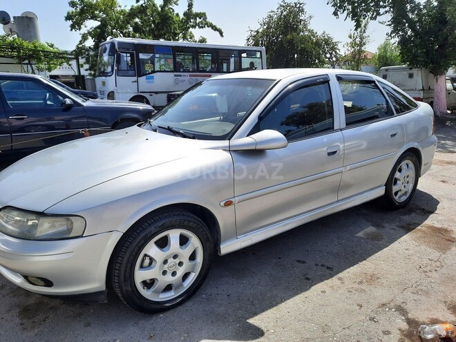Opel Vectra 1999, 236,000 km - 2.0 l - Bakı