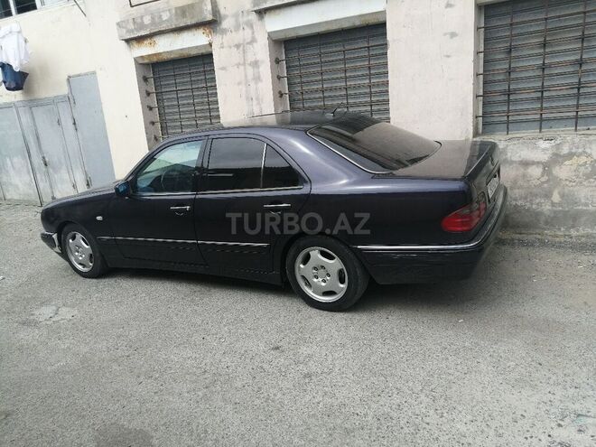 Mercedes E 240 1998, 257,000 km - 2.4 l - Bakı