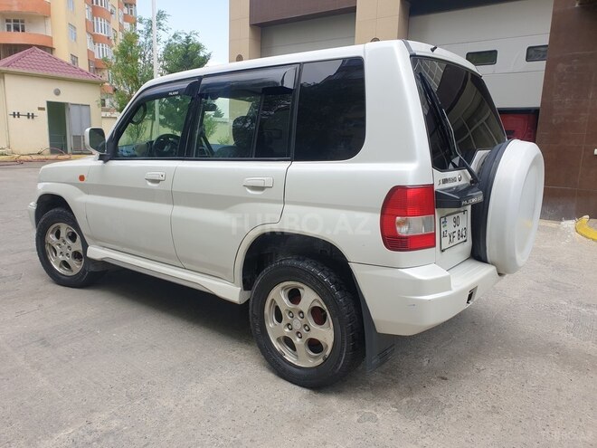 Mitsubishi Pajero io 1999, 252,000 km - 1.8 л - Bakı