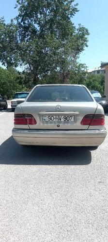 Mercedes E 240 1998, 315,000 km - 2.4 l - Sumqayıt