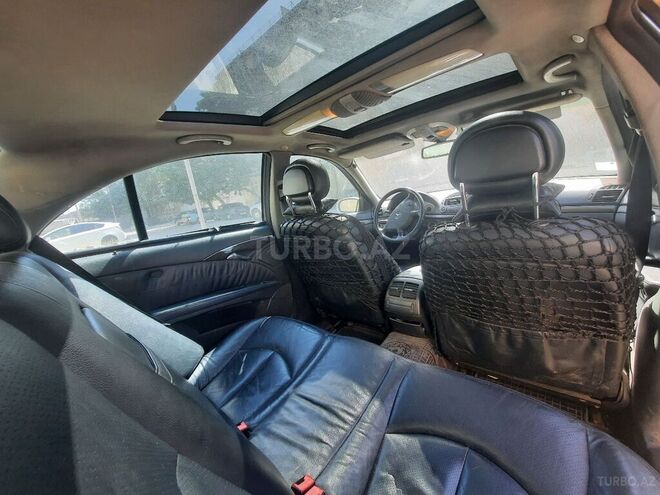 Mercedes E 270 2002, 300,000 km - 2.7 л - Bakı