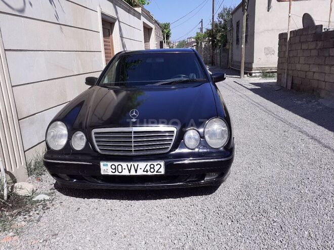 Mercedes E 270 2001, 362,000 km - 2.7 l - Xırdalan