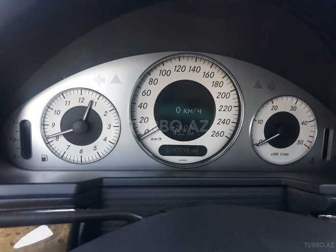 Mercedes E 220 2006, 260,598 km - 2.2 l - Bakı