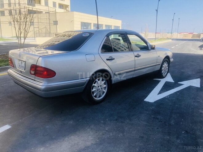 Mercedes E 230 1997, 251,738 km - 2.3 l - Sumqayıt