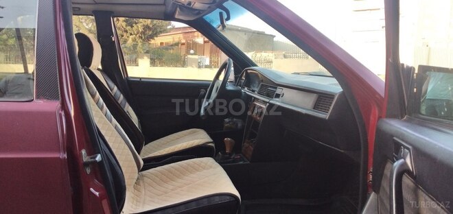Mercedes 190 1992, 290,000 km - 2.0 l - Bakı