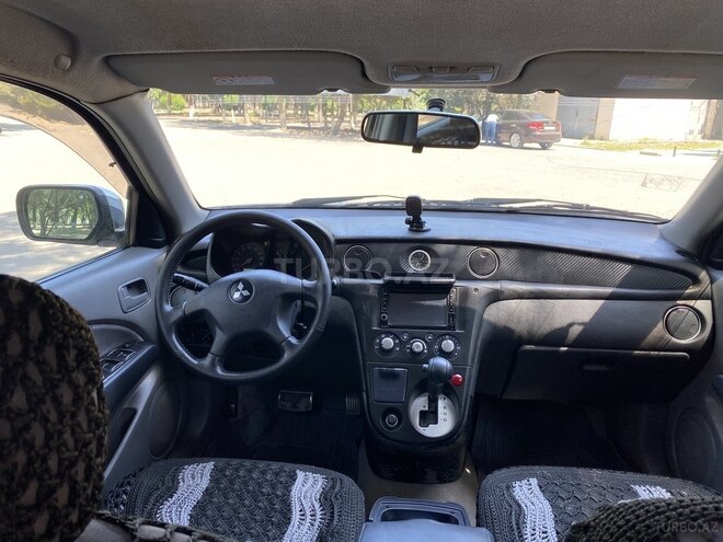 Mitsubishi Airtrek 2002, 267,000 km - 2.4 л - Sumqayıt
