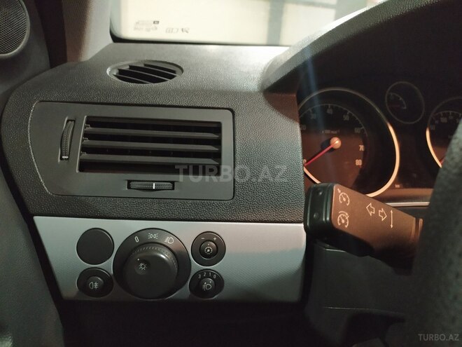 Opel Astra 2005, 156,000 km - 1.4 л - Bakı