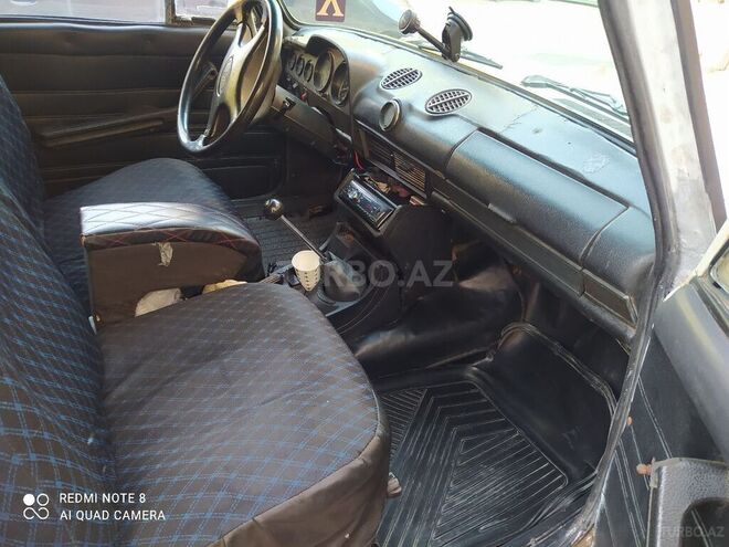 LADA (VAZ) 2106 1983, 300,000 km - 1.5 л - Gəncə