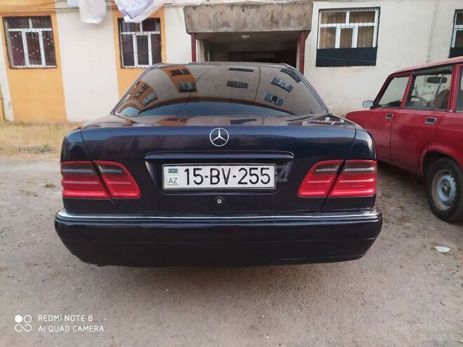 Mercedes E 200 1996, 276,000 km - 2.0 l - Masallı