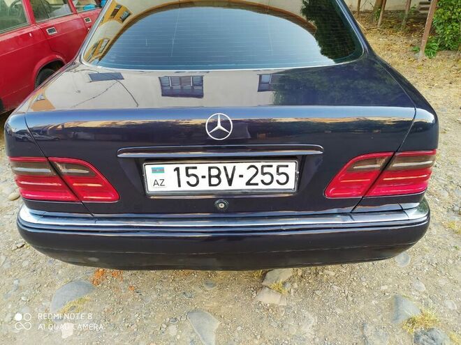 Mercedes E 200 1996, 276,000 km - 2.0 l - Masallı